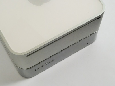 Mac mini mac mini and case topview.jpg
