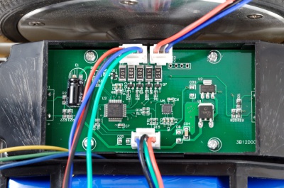 Hoverboard right aux circuit board.jpg