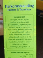 Muesli vita blåbær tranebær ingredienser.jpg
